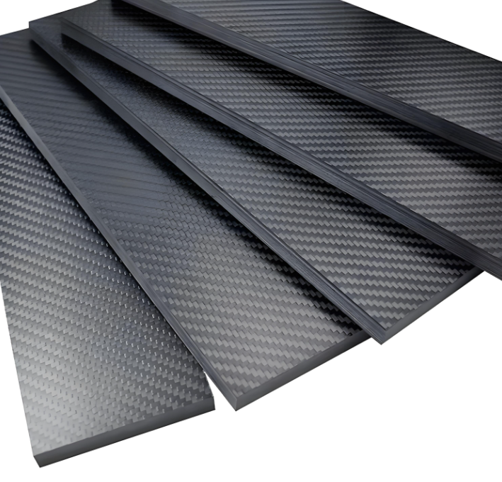 Advantages of Compression Molding for Carbon Fiber Products